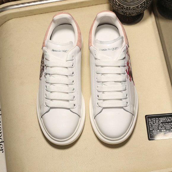 McQueen trendsetter must-have lightweight couple sneakers